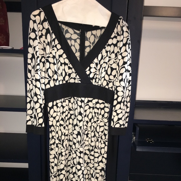 Black/white print dress, Size 6 - Picture 1 of 5